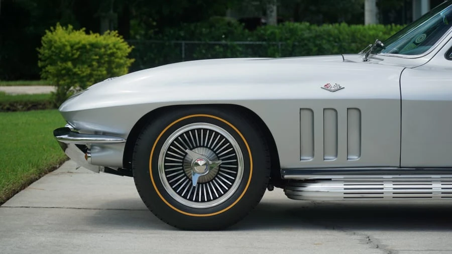 1966 Chevrolet Corvette C2 - Image 15 of 31
