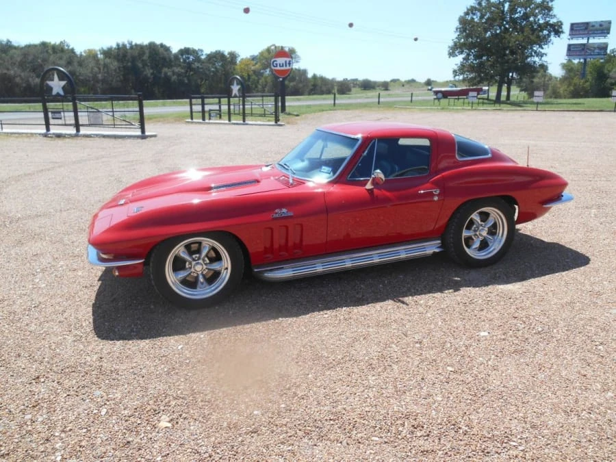 1966 Chevrolet Corvette C2 - Image 2 of 11