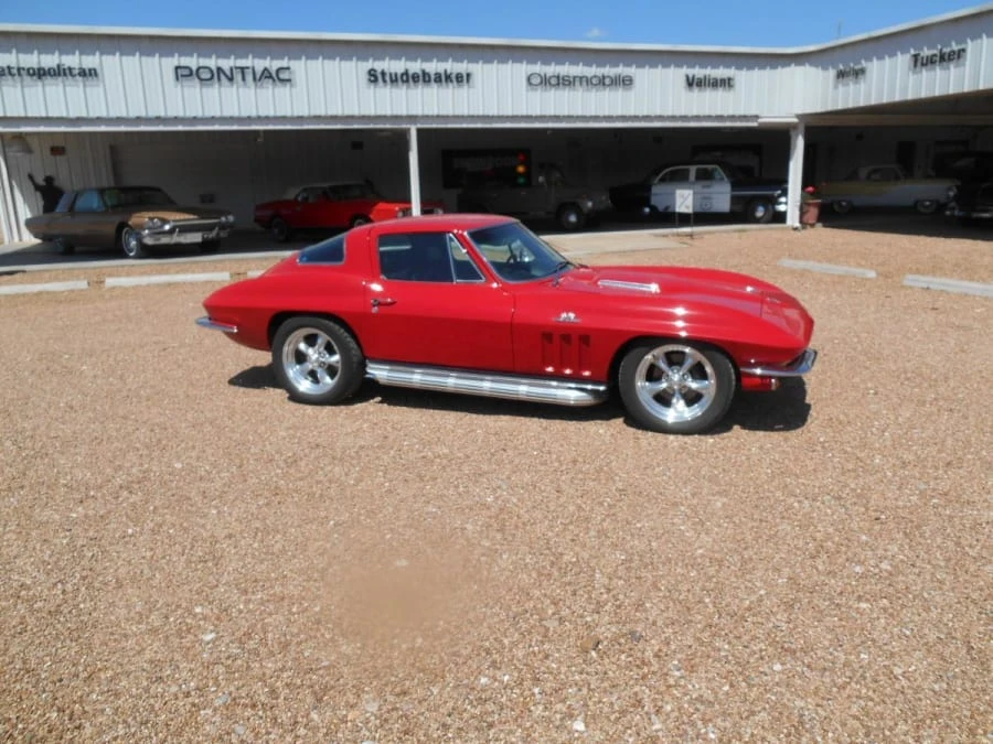 1966 Chevrolet Corvette C2 - Image 11 of 11