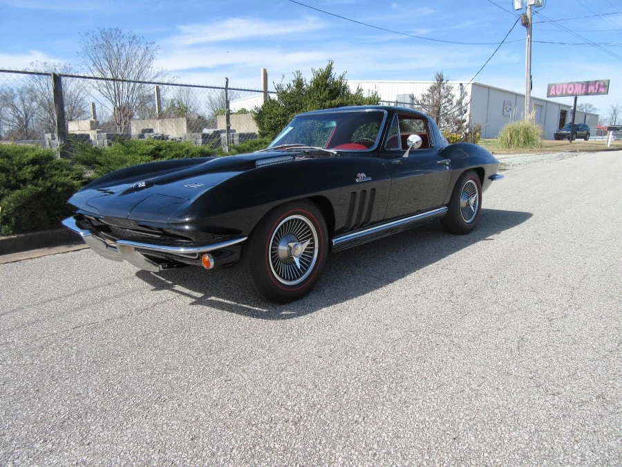 1966 Chevrolet Corvette C2 - Image 11 of 11