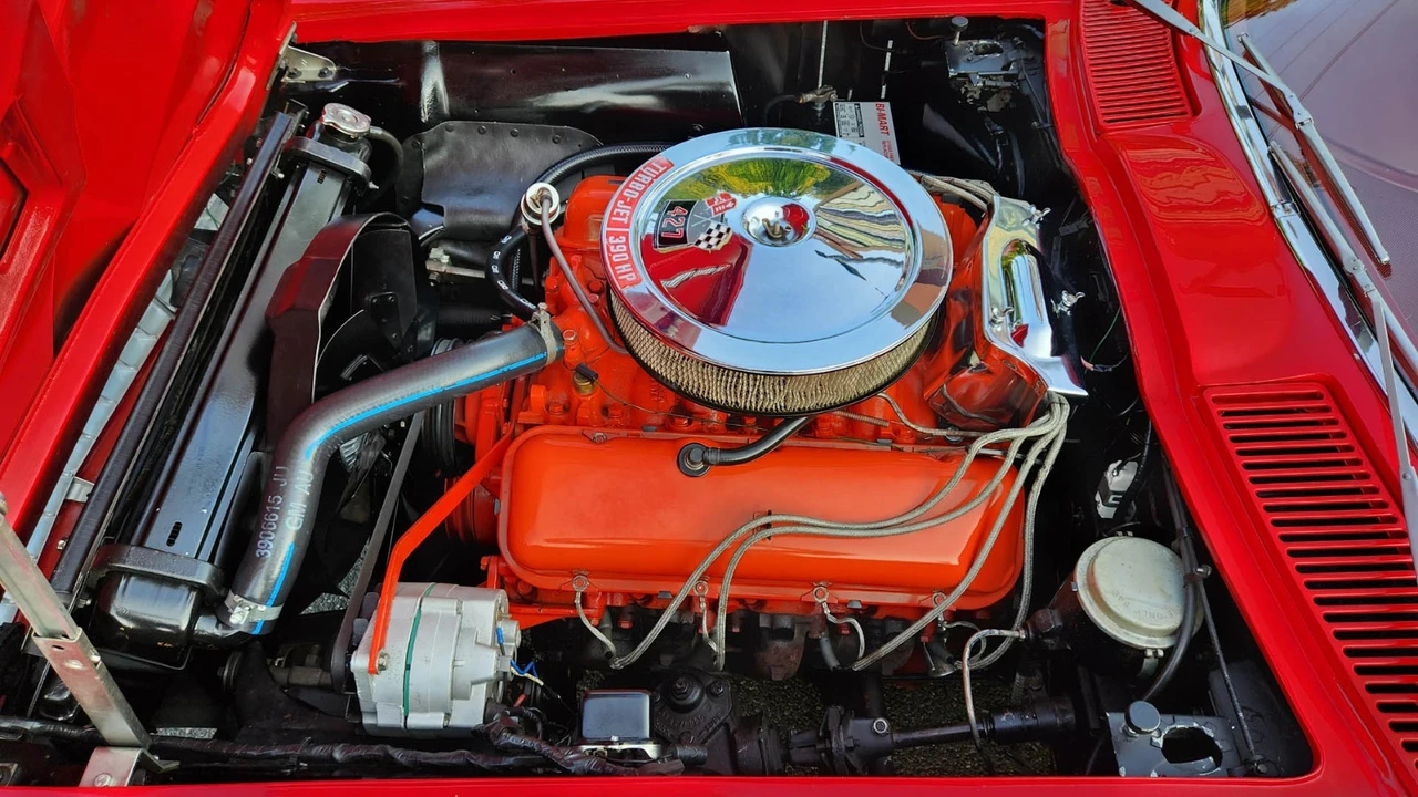 1966 Chevrolet Corvette C2 - Image 17 of 24