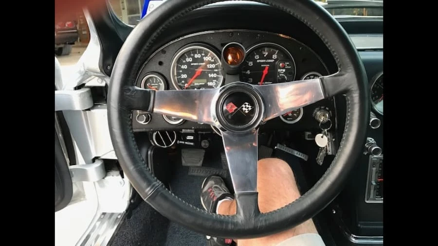 1966 Chevrolet Corvette C2 - Image 3 of 12