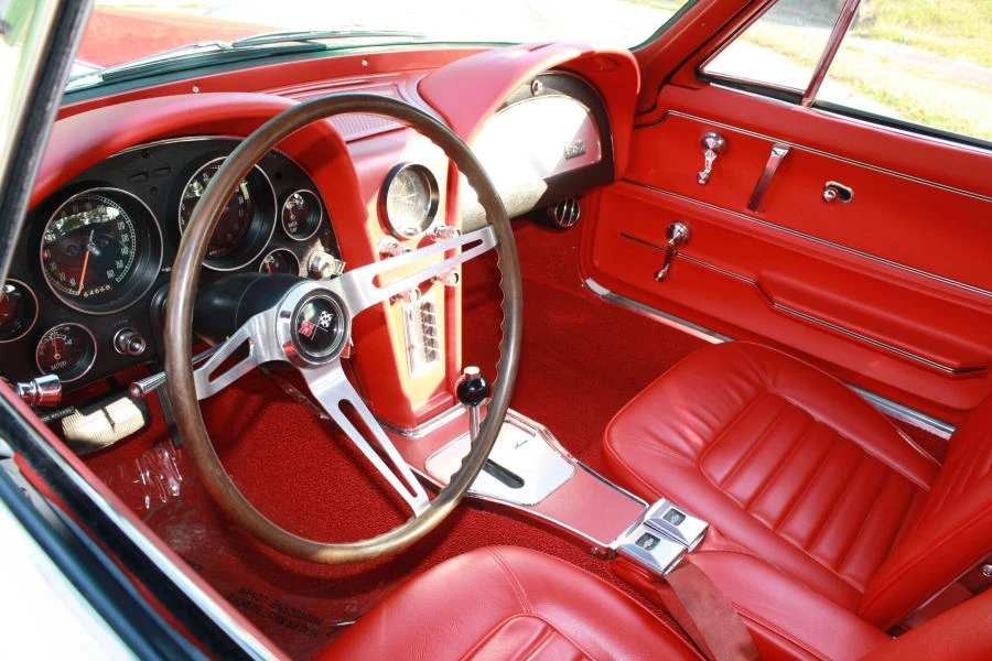 1966 Chevrolet Corvette C2 - Image 4 of 10