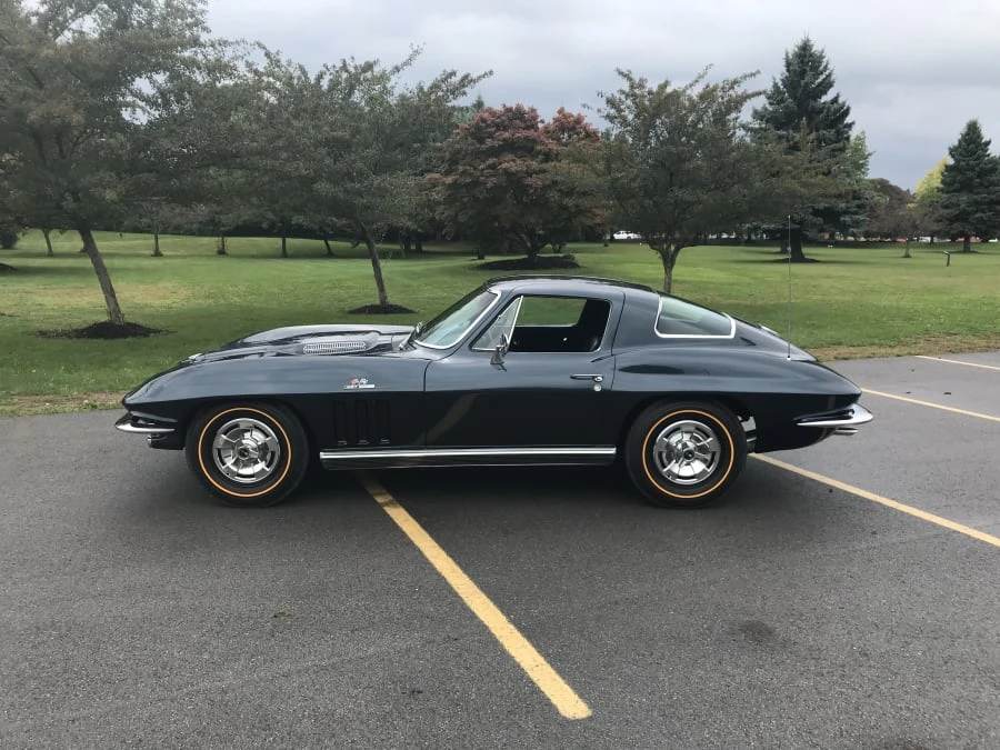 1966 Chevrolet Corvette C2 - Image 2 of 12