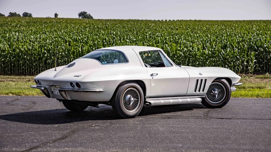 1966 Chevrolet Corvette C2 - Image 10 of 13