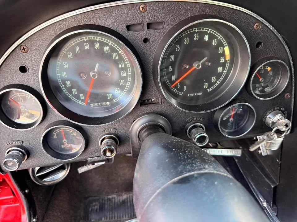 1966 Chevrolet Corvette C2 - Image 10 of 18
