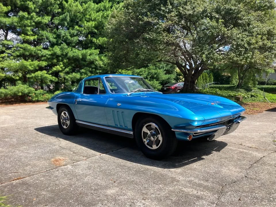 1966 Chevrolet Corvette C2 - Image 13 of 17