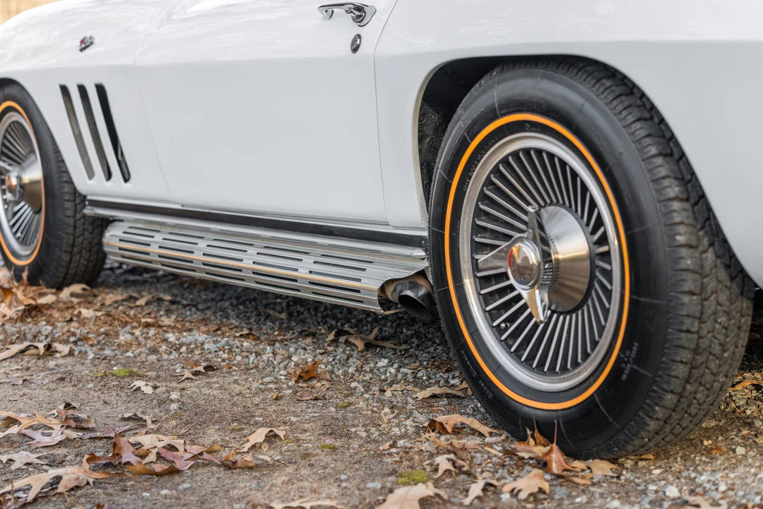 1966 Chevrolet Corvette C2 - Image 16 of 31