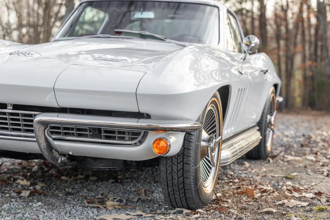 1966 Chevrolet Corvette C2 - Image 12 of 31