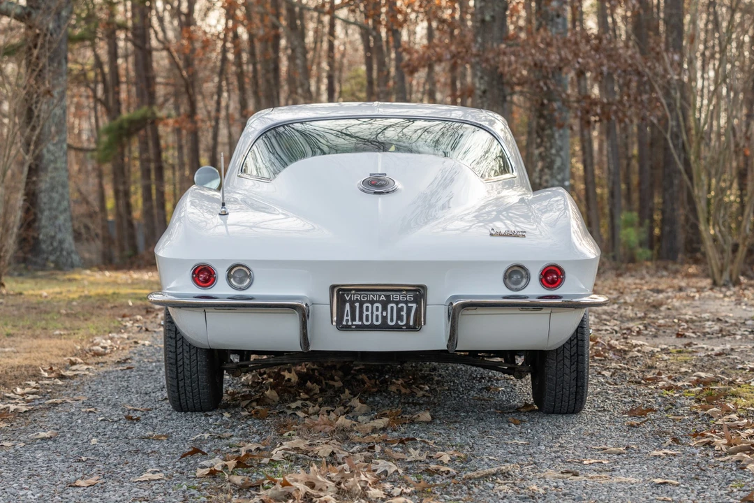 1966 Chevrolet Corvette C2 - Image 6 of 31