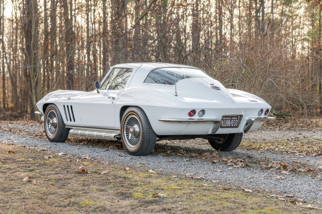 1966 Chevrolet Corvette C2 - Image 7 of 31