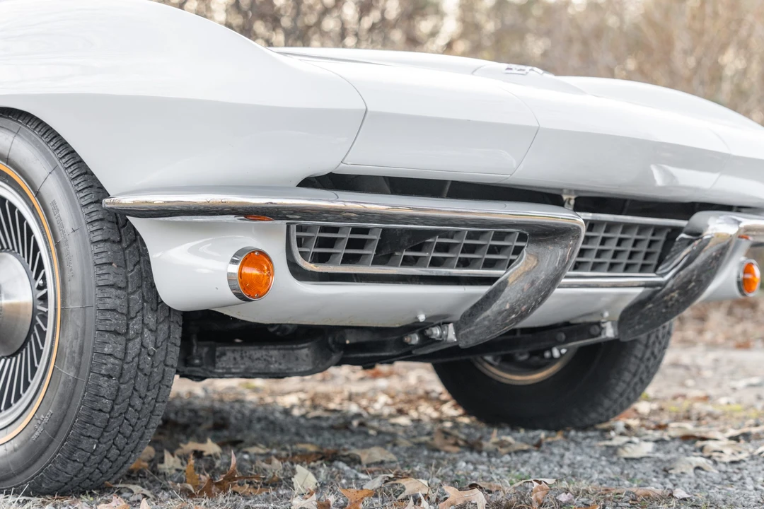 1966 Chevrolet Corvette C2 - Image 10 of 31