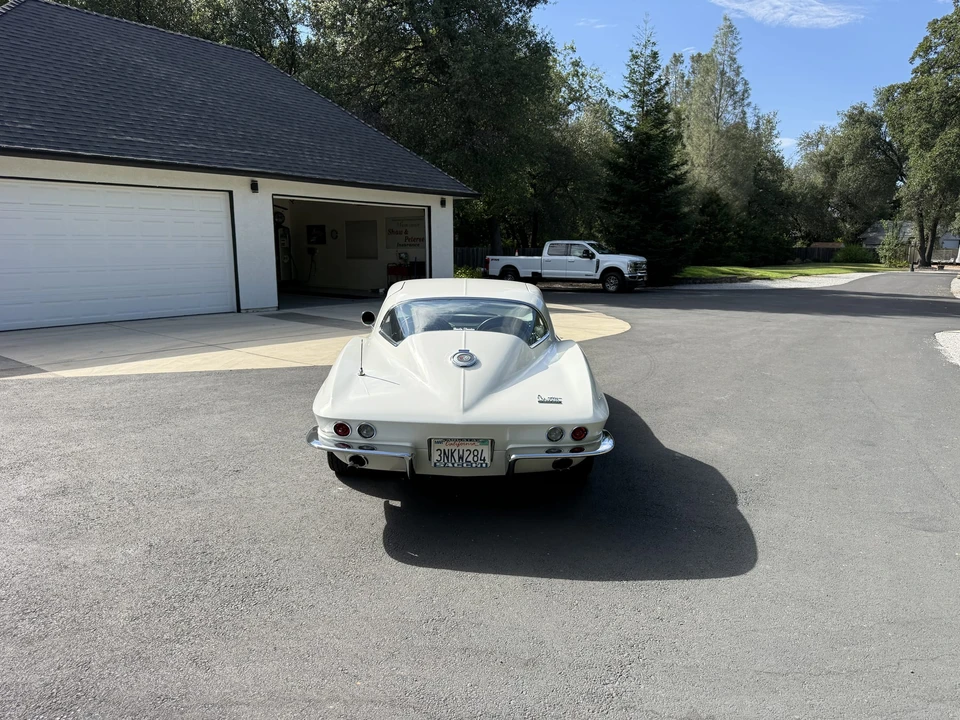 1966 Chevrolet Corvette C2 - Image 17 of 31
