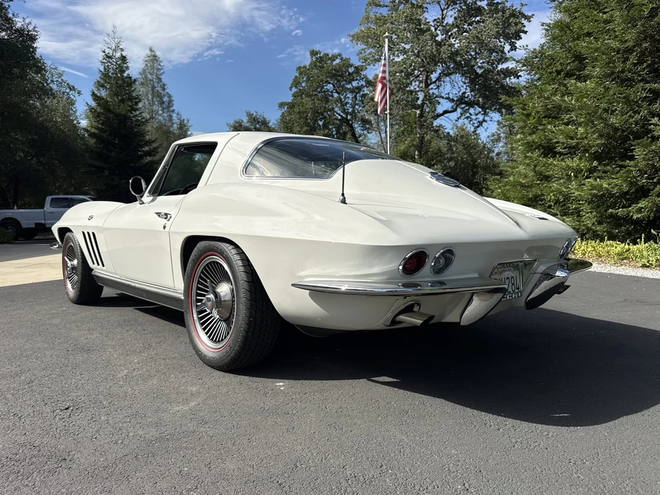 1966 Chevrolet Corvette C2 - Image 21 of 31