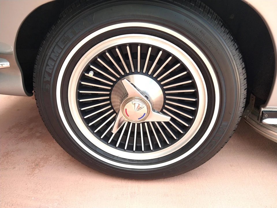 1966 Chevrolet Corvette C2 - Image 28 of 31