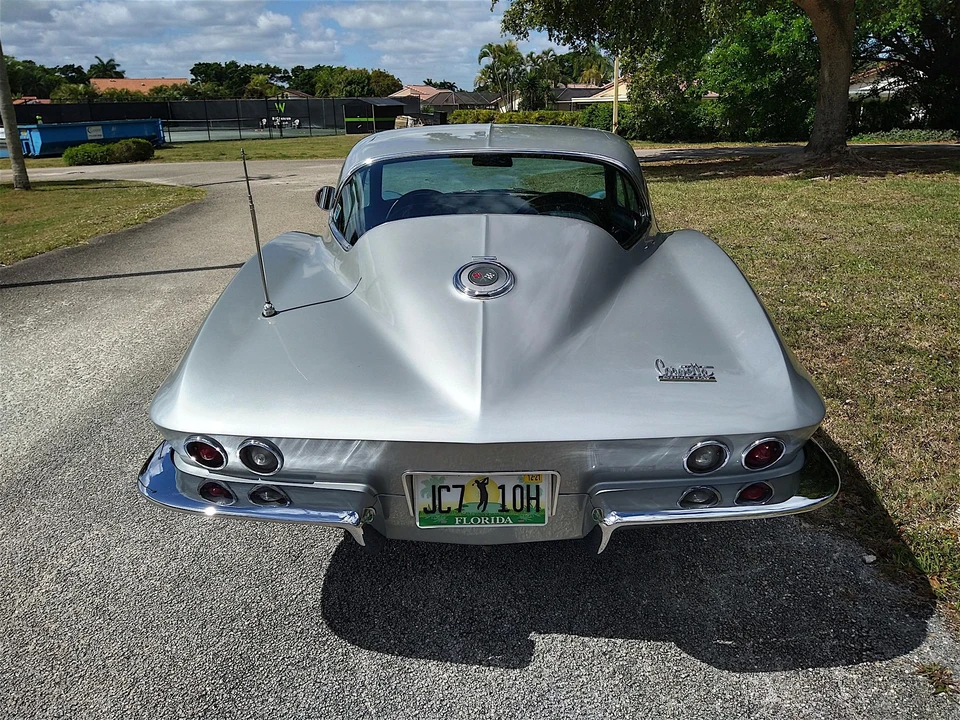 1966 Chevrolet Corvette C2 - Image 8 of 31