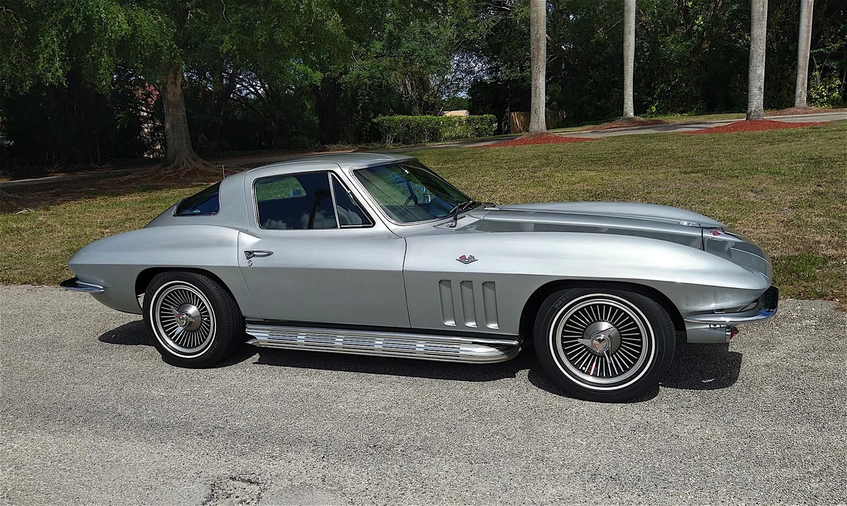 1966 Chevrolet Corvette C2 - Image 14 of 31