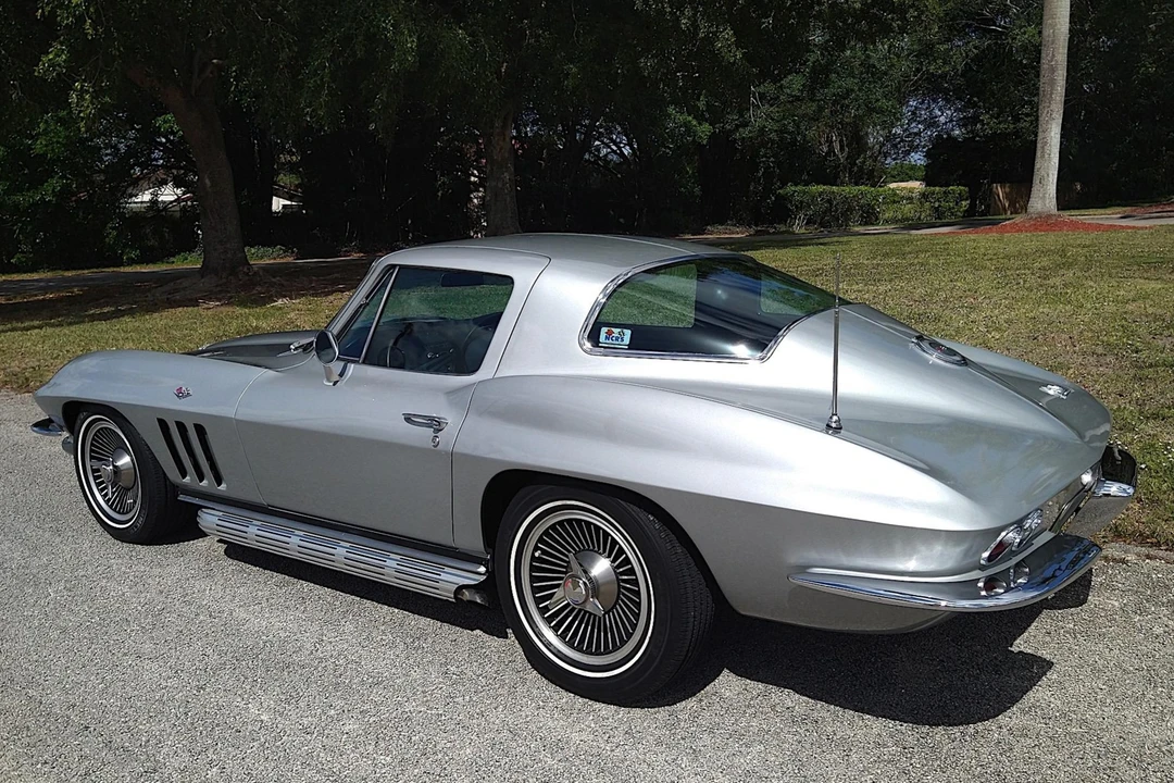 1966 Chevrolet Corvette C2 - Image 5 of 31