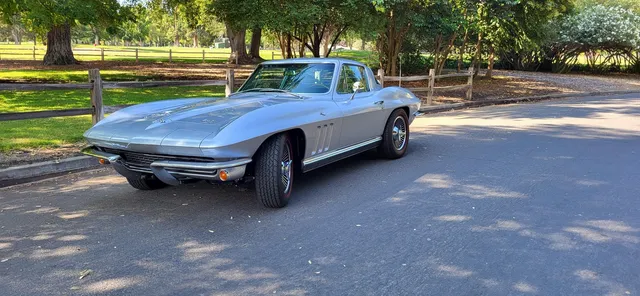 1966 Chevrolet Corvette C2 - Image 3 of 31