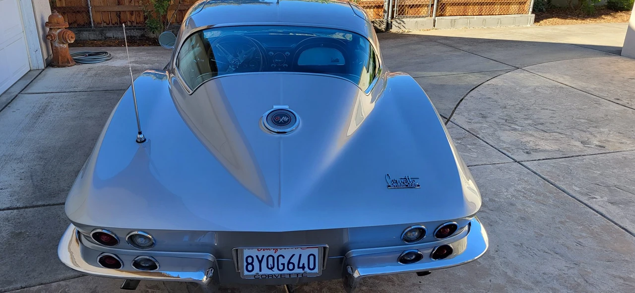 1966 Chevrolet Corvette C2 - Image 25 of 31