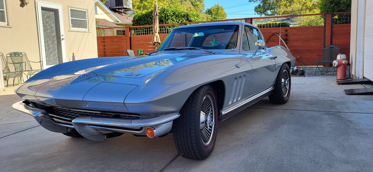 1966 Chevrolet Corvette C2 - Image 22 of 31