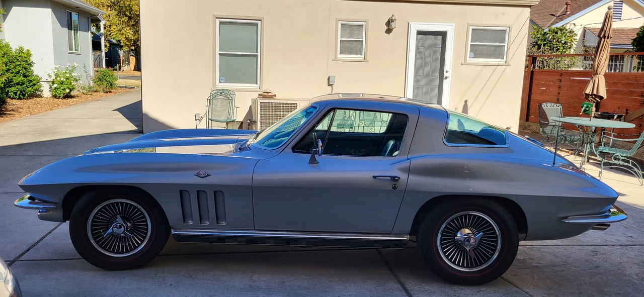 1966 Chevrolet Corvette C2 - Image 24 of 31