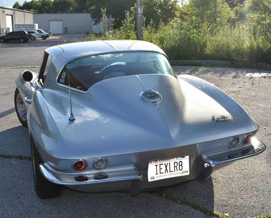 1966 Chevrolet Corvette C2 - Image 19 of 31