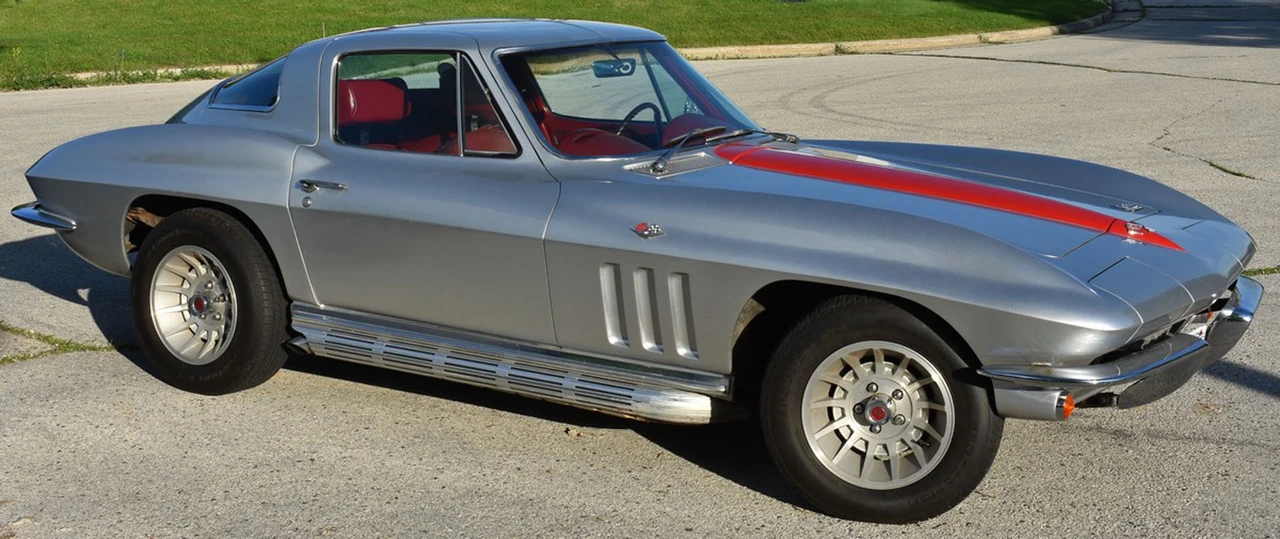 1966 Chevrolet Corvette C2 - Image 23 of 31