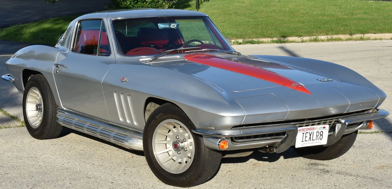 1966 Chevrolet Corvette C2 - Image 25 of 31