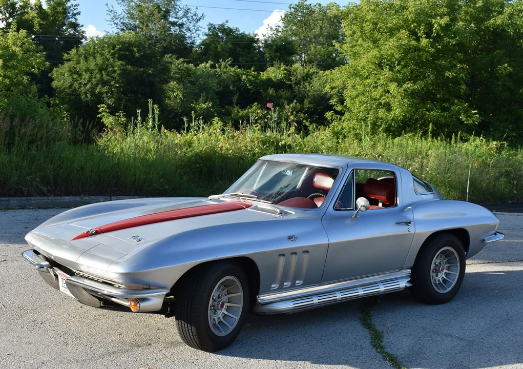 1966 Chevrolet Corvette C2 - Image 5 of 31