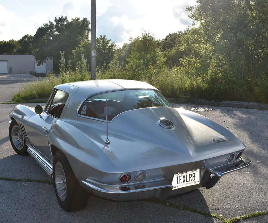1966 Chevrolet Corvette C2 - Image 9 of 31