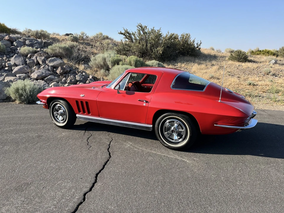 1966 Chevrolet Corvette C2 - Image 14 of 31