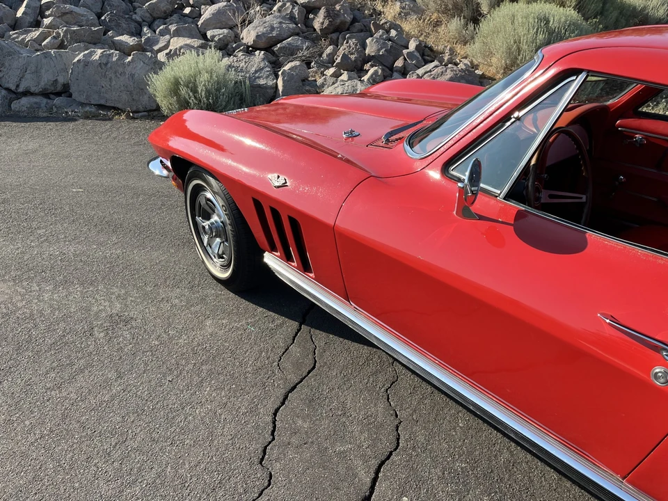 1966 Chevrolet Corvette C2 - Image 28 of 31