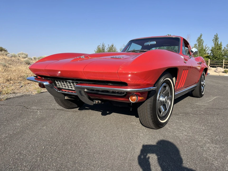 1966 Chevrolet Corvette C2 - Image 8 of 31