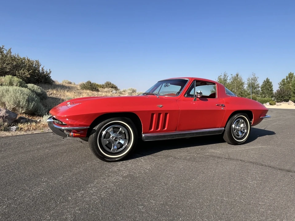 1966 Chevrolet Corvette C2 - Image 11 of 31