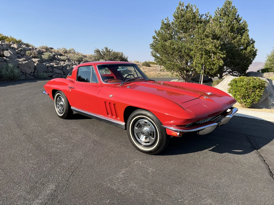 1966 Chevrolet Corvette C2 - Image 3 of 31