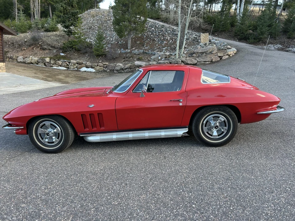 1966 Chevrolet Corvette C2 - Image 8 of 31