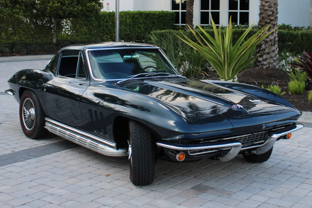 1966 Chevrolet Corvette C2 - Image 22 of 31