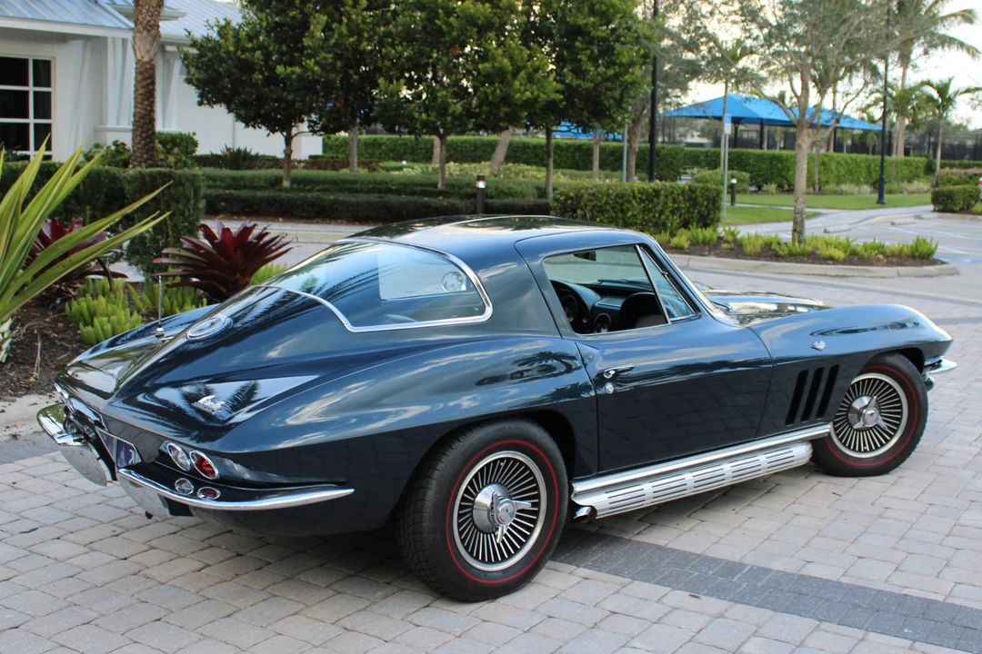 1966 Chevrolet Corvette C2 - Image 13 of 31