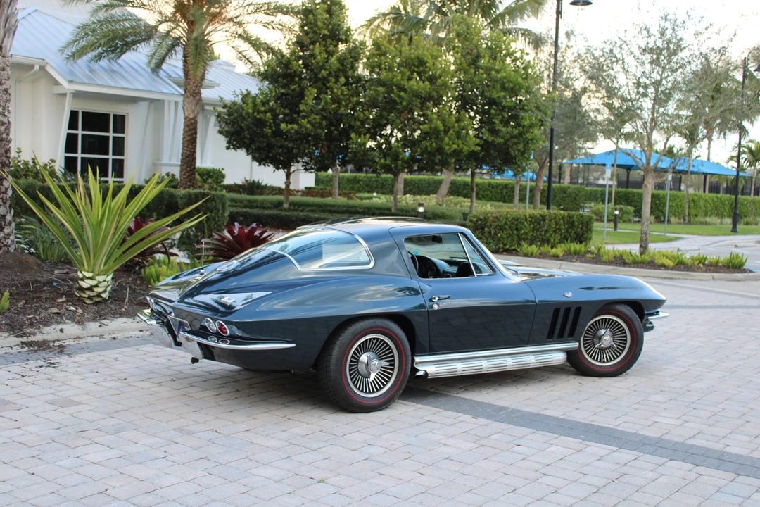 1966 Chevrolet Corvette C2 - Image 17 of 31