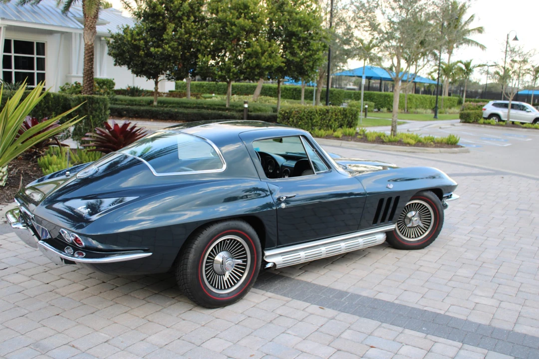 1966 Chevrolet Corvette C2 - Image 16 of 31