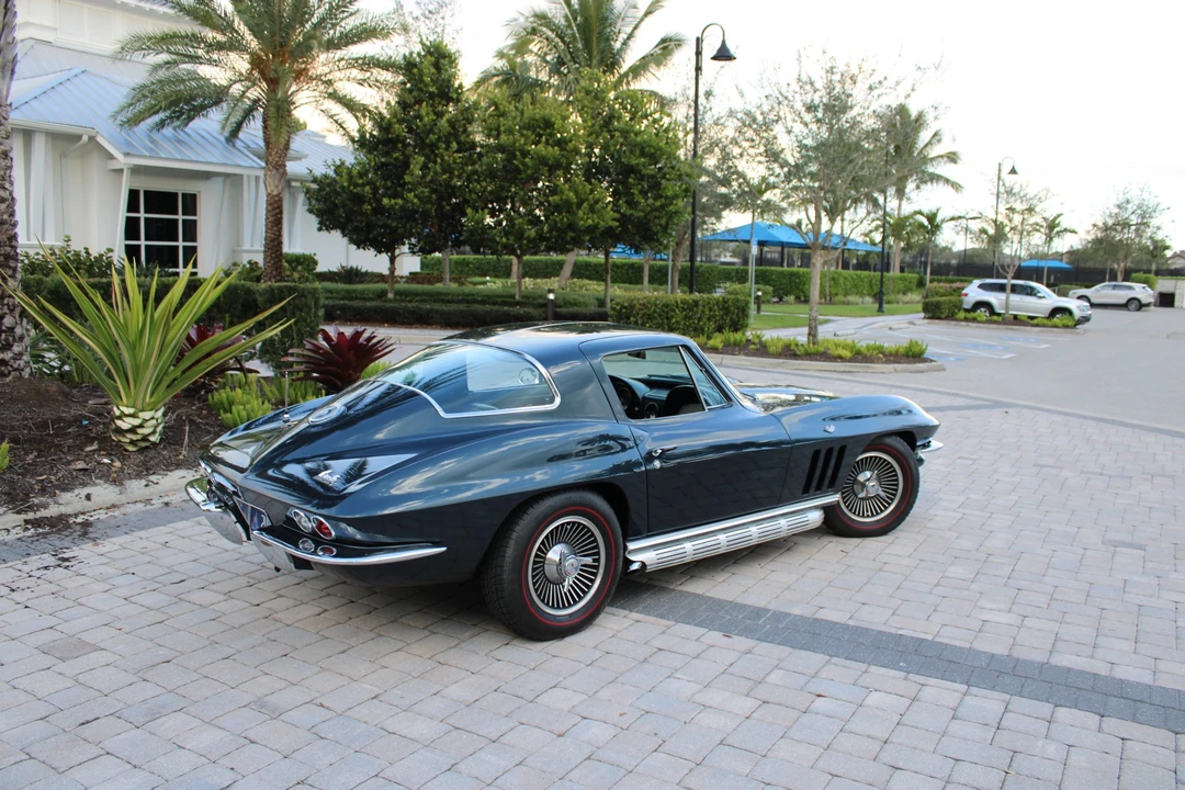 1966 Chevrolet Corvette C2 - Image 15 of 31