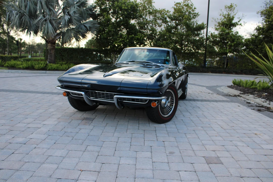 1966 Chevrolet Corvette C2 - Image 6 of 31