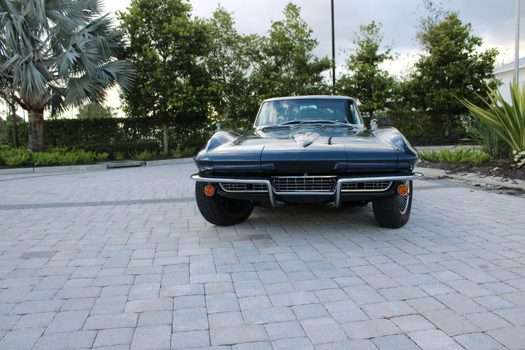 1966 Chevrolet Corvette C2 - Image 3 of 31