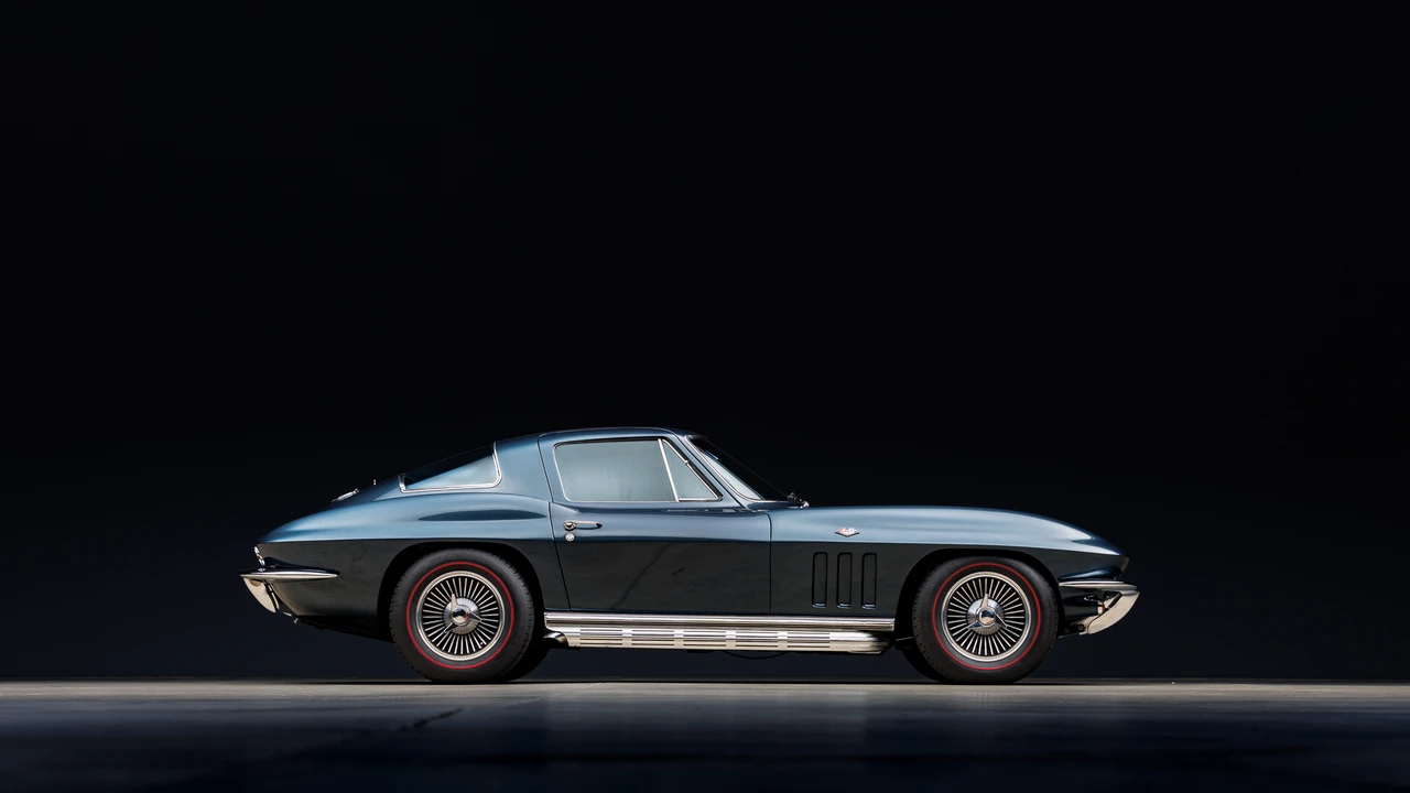 1966 Chevrolet Corvette C2 - Image 12 of 31