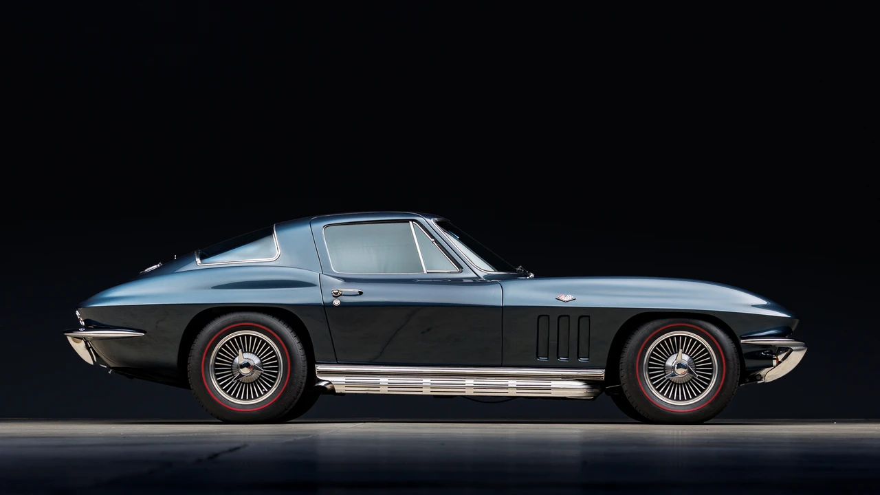 1966 Chevrolet Corvette C2 - Image 11 of 31