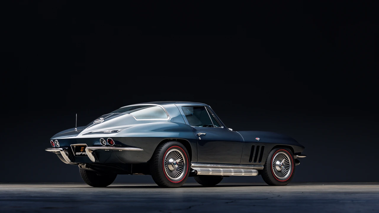 1966 Chevrolet Corvette C2 - Image 13 of 31