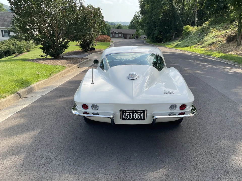 1966 Chevrolet Corvette C2 - Image 7 of 31