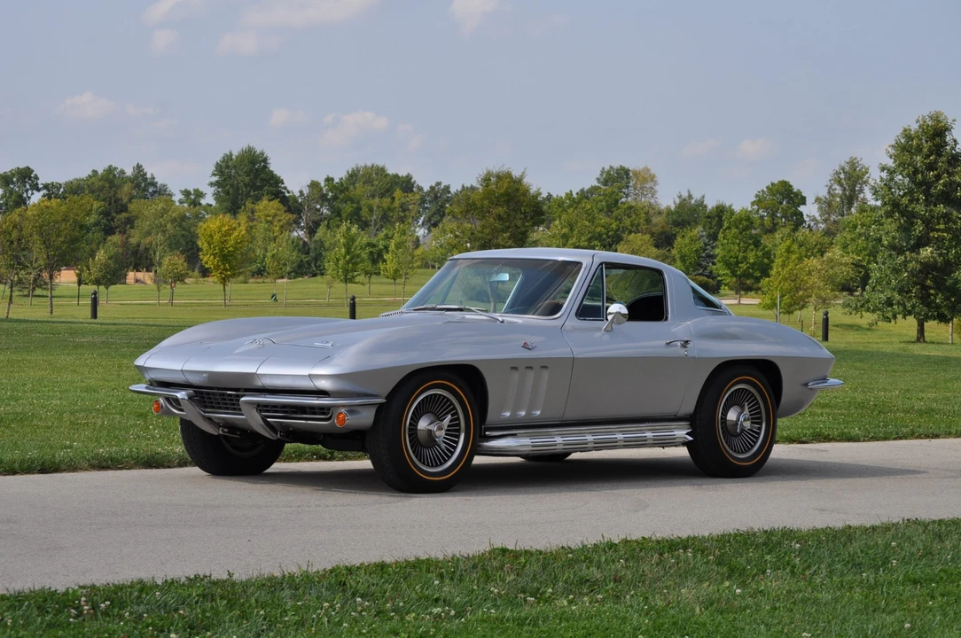 1966 Chevrolet Corvette C2 - Image 12 of 31