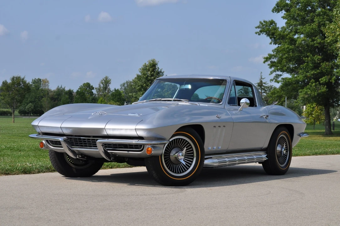 1966 Chevrolet Corvette C2 - Image 9 of 31